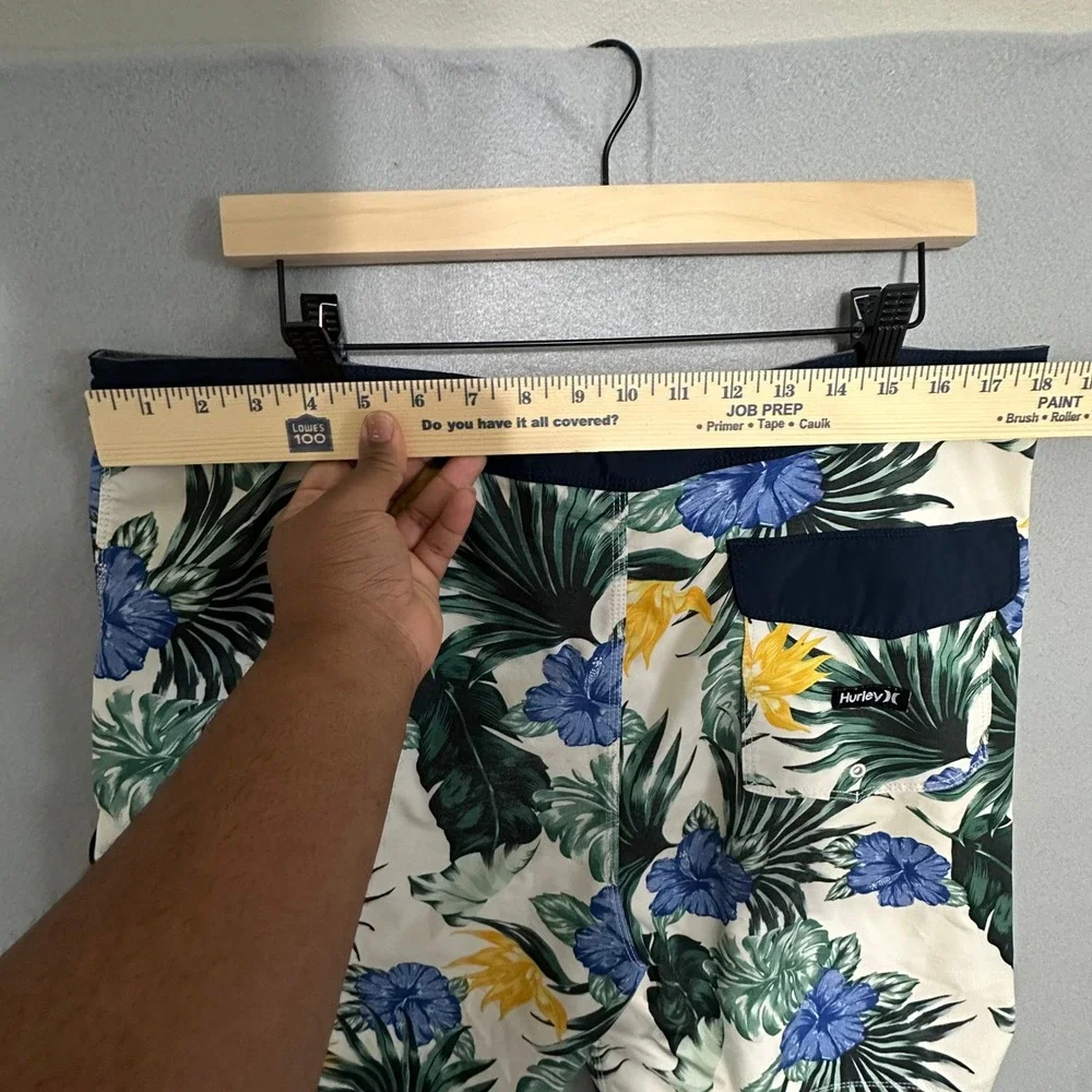 Hurley Mens Tropical Floral Board Shorts White Blue Hibiscus Swim Trunks Size 38